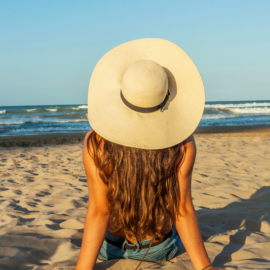 Comment Prendre Soin de Vos Cheveux Après la Plage ?